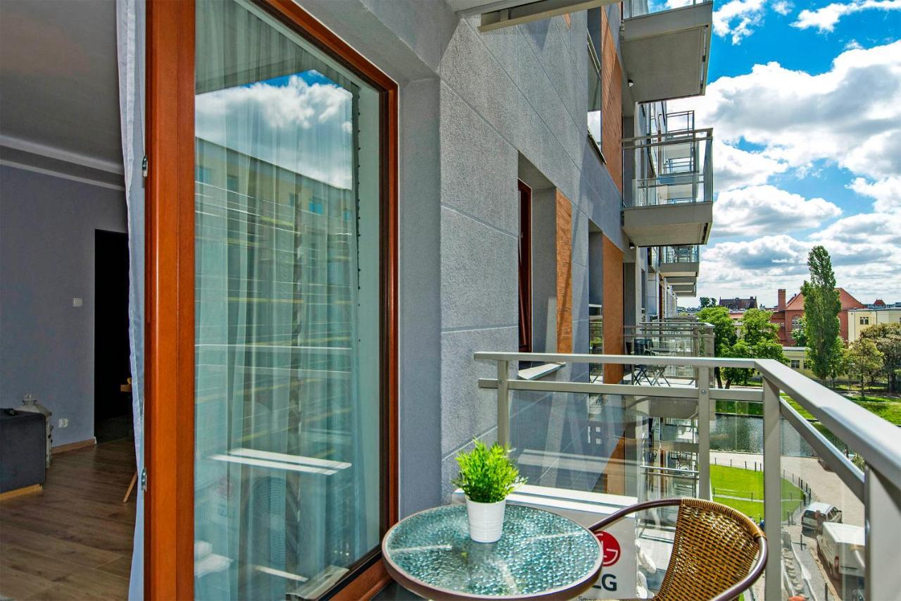 Stylish Apartment Oldtown Riverview Balcony 그단스크 외부 사진